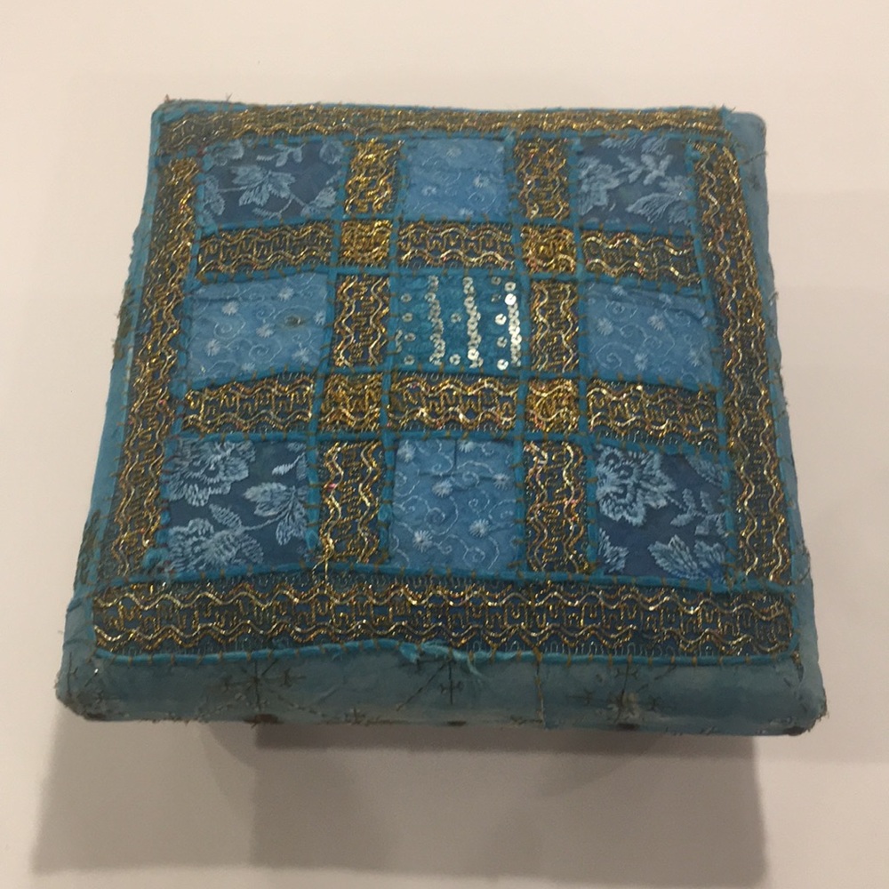 SOLD ✅ Meditation 🧘 Bench Turquoise & Gold Small